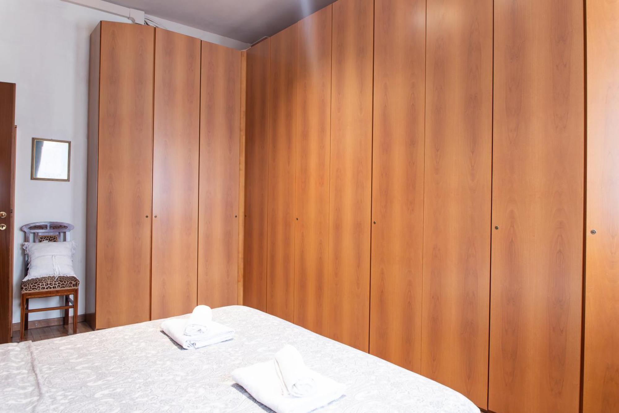 Duomo Walking Distance Elegant Flat With View Apartman Milánó Kültér fotó